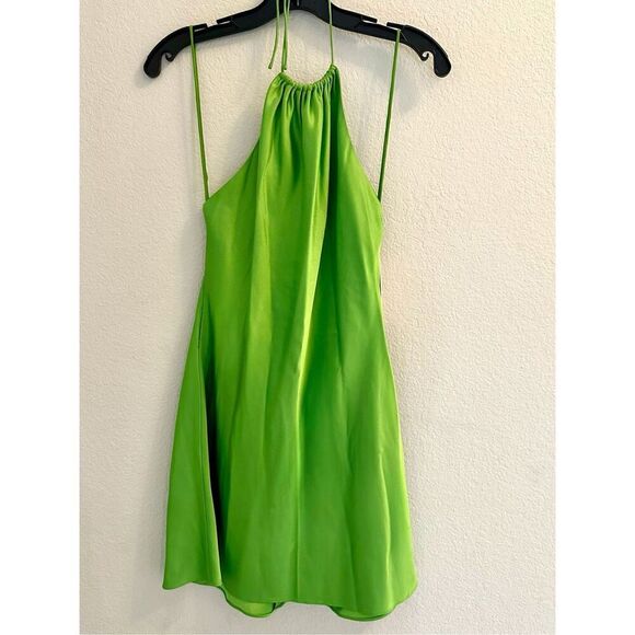 NWT Alice + Olivia Zumi A-Line Mini Dress With satin finish and halterneck desig - Picture 9 of 15